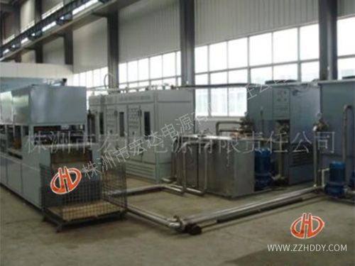 2018年為湖南某公司設(shè)計(jì)生產(chǎn)挖掘機(jī)履帶鏈軌節(jié)淬火、回火、退火成套設(shè)備